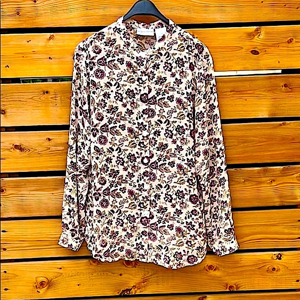 Jaclyn Smith Button Up Shirt Long Sleeves Floral Top Career Blouse